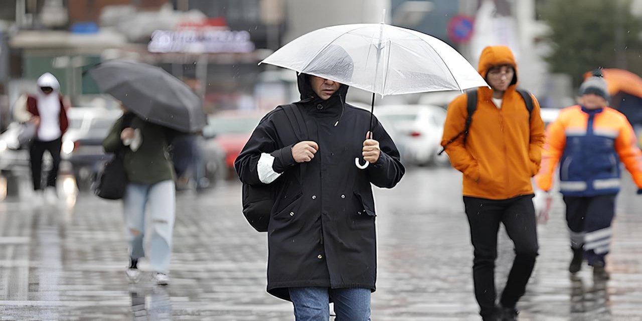Meteoroloji ve AKOM Uyardı: İstanbul İçin Kritik 24 Saat, 5 İlçede Kar Bekleniyor