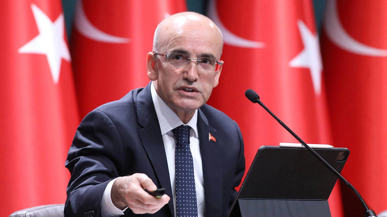 Bakan Şimşek'ten Önemli Açıklama: İstanbul'un Köprüleri ve Otoyolları Özelleştirilecek mi?