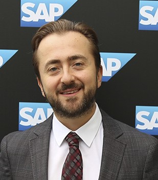  Tuna Atmaca-SAP Türkiye Teknik Satış Direktörü